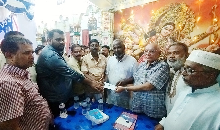 তেঁতুলঝোড়ায় পূজা মন্ডব পরিদর্শন ও নিরাপত্তার প্রতিশ্রুতি দিলেন জামাল সরকার