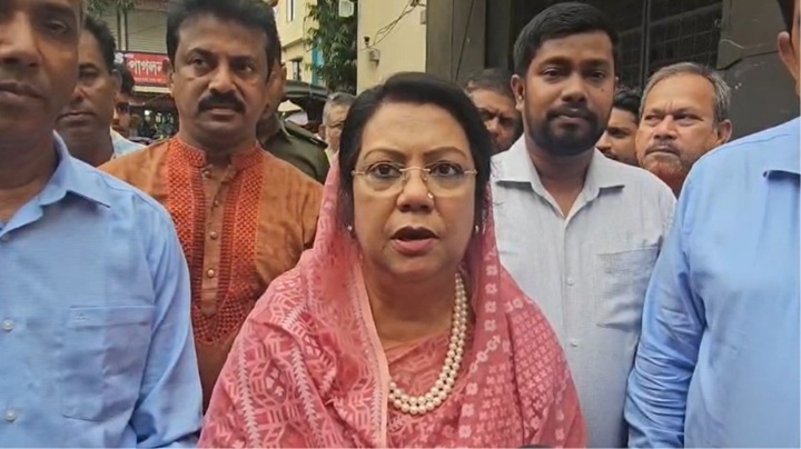 জনগনের কাছে নিরাপদ খাদ্য পৌছে দেওয়াই মূল লক্ষ্য-খাদ্য মন্ত্রী